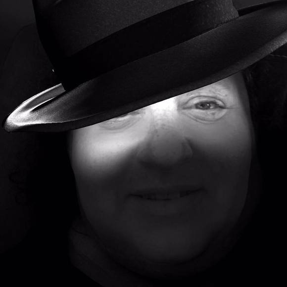 Meet your Posher, Michelle - Picture 1 of 1